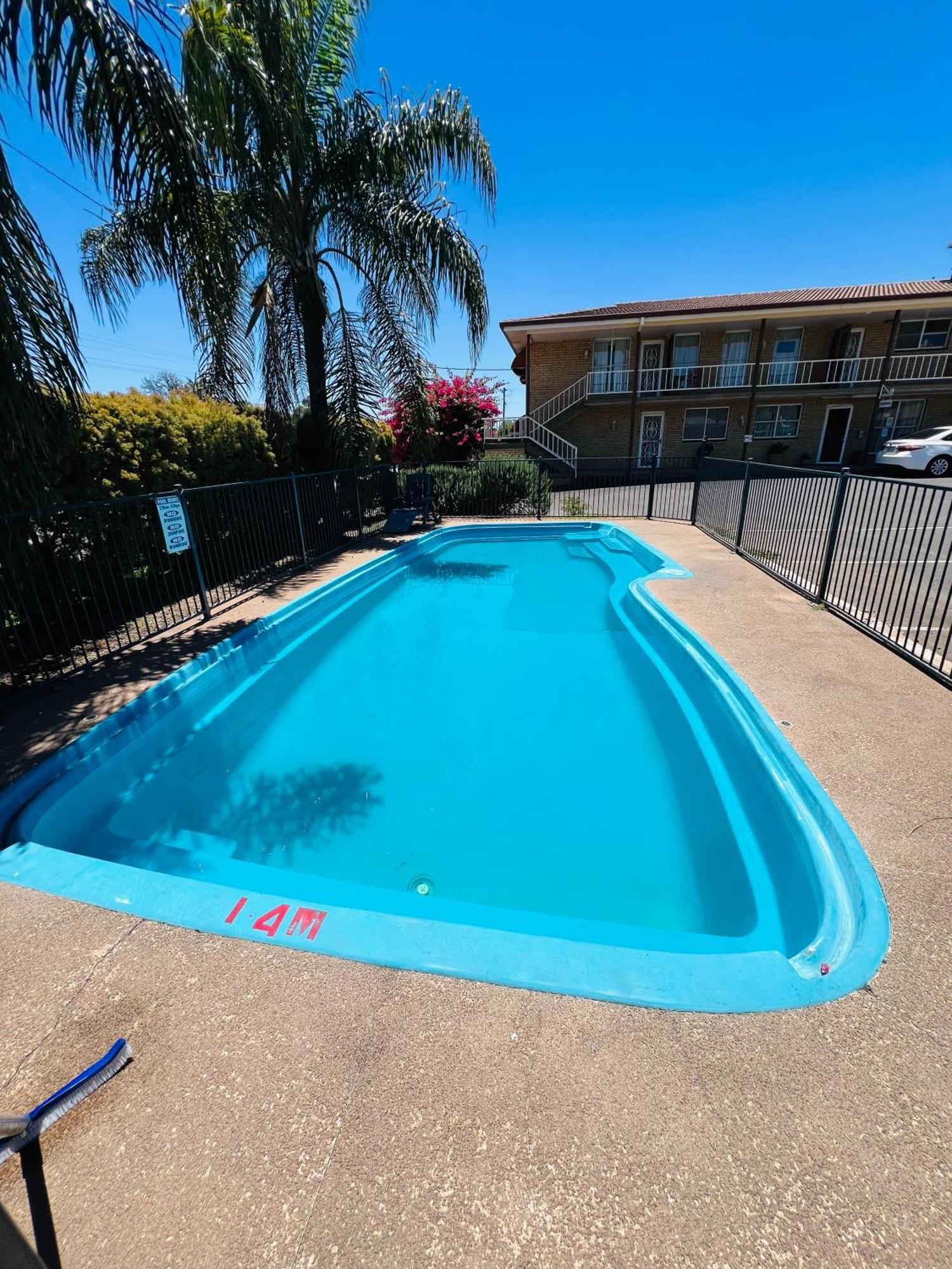 Overlander Motor Lodge Gunnedah Exterior photo